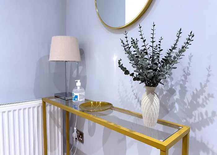 Modern,Luxury 3-Bedrooms For Groups & Contractors