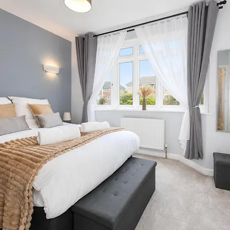 Modern, Luxury 3-bedroom For Families, Visitors And Contractors Bristol